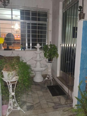 Casa ambiente familiar Centro Bangu